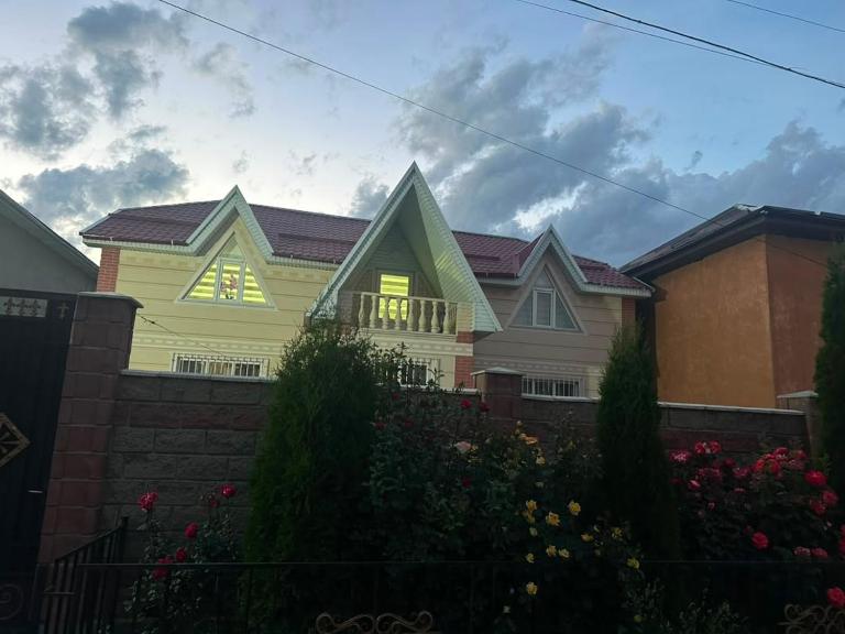 Big House Karakol - Ferienwohnung Karakol