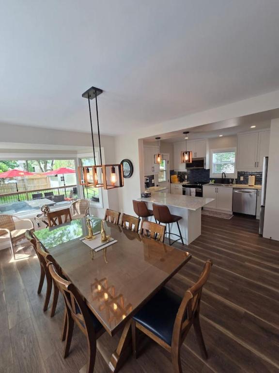 Hazel House - Ferienwohnung Stratford