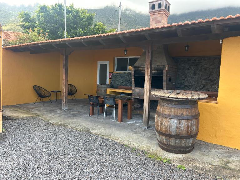Casita con Barbacoa - Bed and Breakfast Frontera