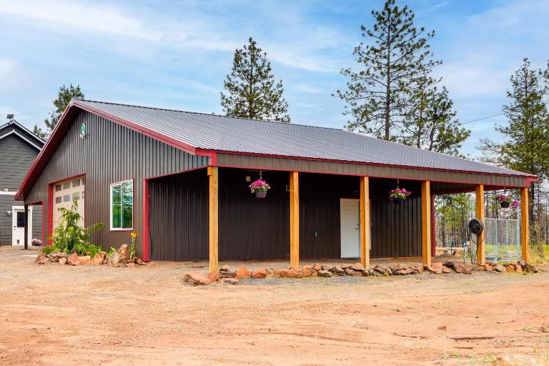 Retreat with Indoor Swim Spa, Access to Clear Lake - B&B Medical Lake