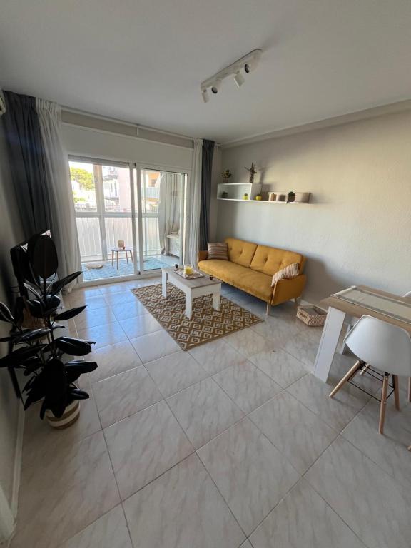 Appartement familial Miami Platja plein centre 400m plage - B&B Miami Platja