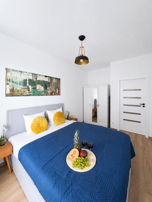 Lumina stylish 3-room apart near Atlas Arena - Bed and Breakfast Łódź
