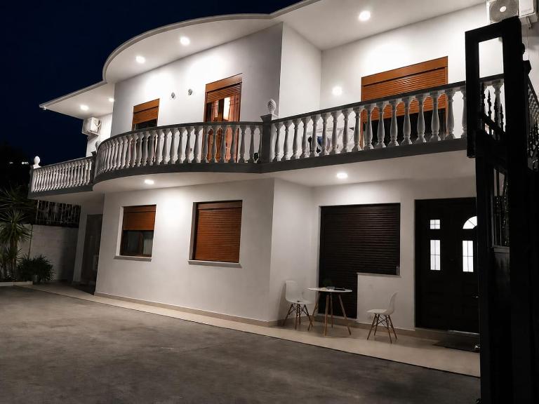Afd - B&B Vlorë