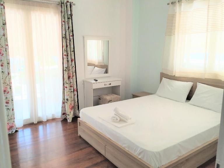 Ioannis Foteinos Studios - B&B Ligia