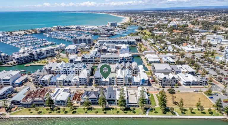 Modern Premium 1 Bedroom apartment in Dolphin Quay - B&B Mandurah