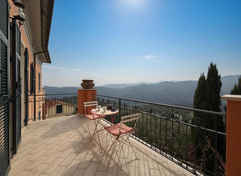 DIMORA Concept- La Terrazza degli Ulivi - B&B Onzo