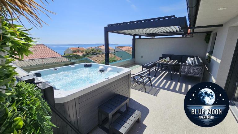 Blue Moon Apartment, now with Jacuzzi - B&B Mandre
