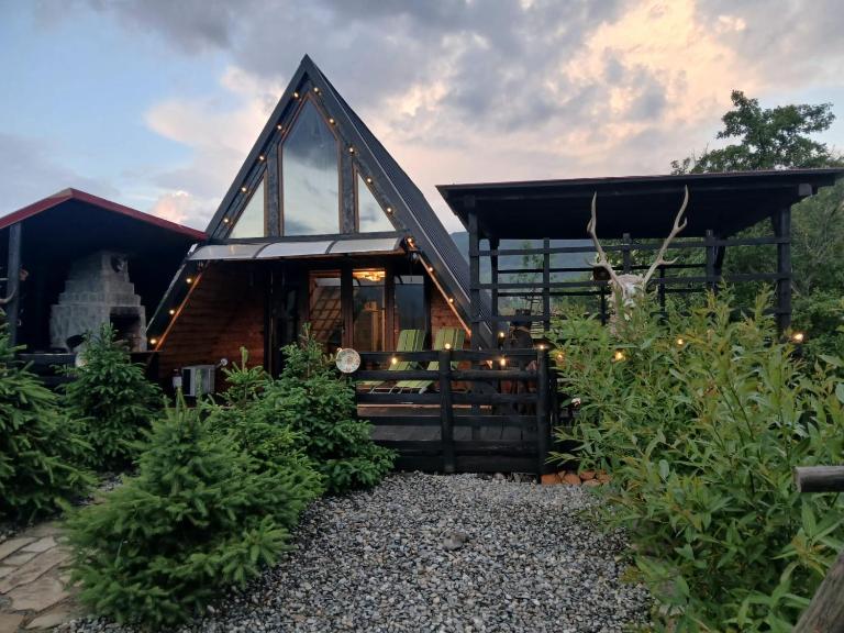 Maria's Cabin & Spa - B&B Băiașu