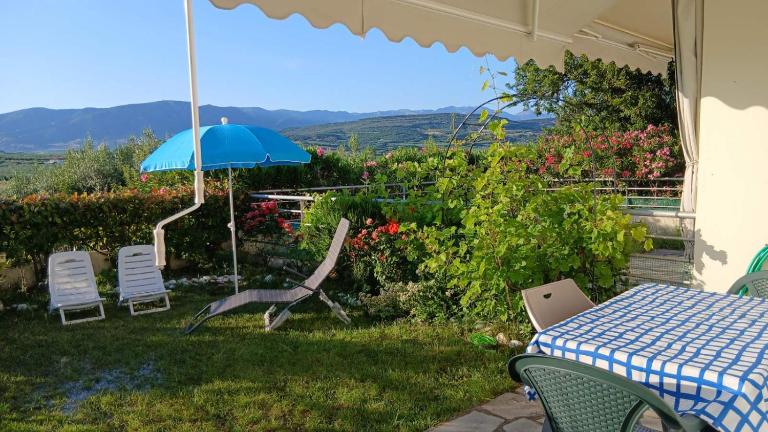 Sea View Panorama Garden Near Ofrinio - B&B Karianí
