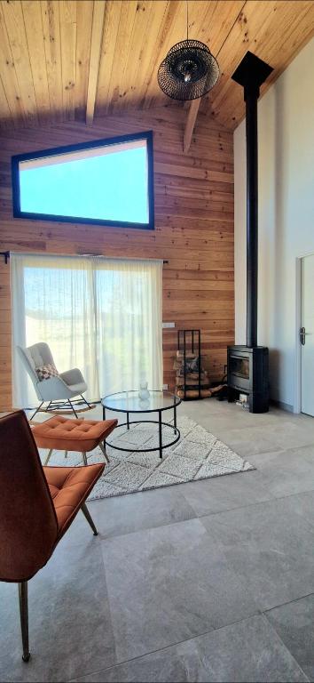 Pinéa Lodge - Chalet Authentique en Pin des Landes - Ferienwohnung Saint-Yaguen