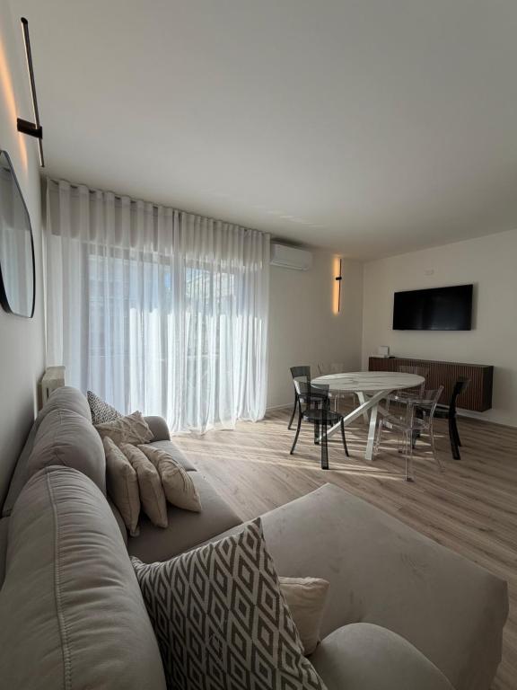 Residenza Luxury Porto 3 Camere - Flexrent Immobiliare Abissinia - B&B Riccione
