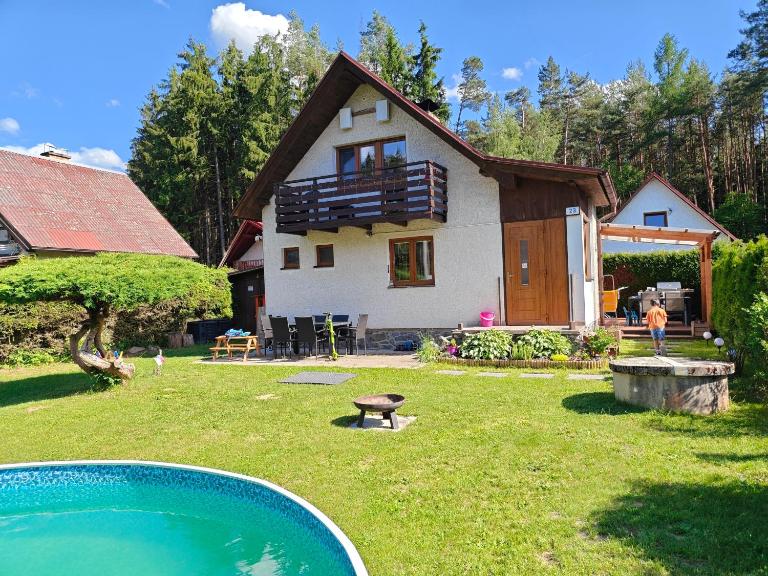 Chata Mareček - v lesní osadě u řeky Lužnice - B&B Skalice