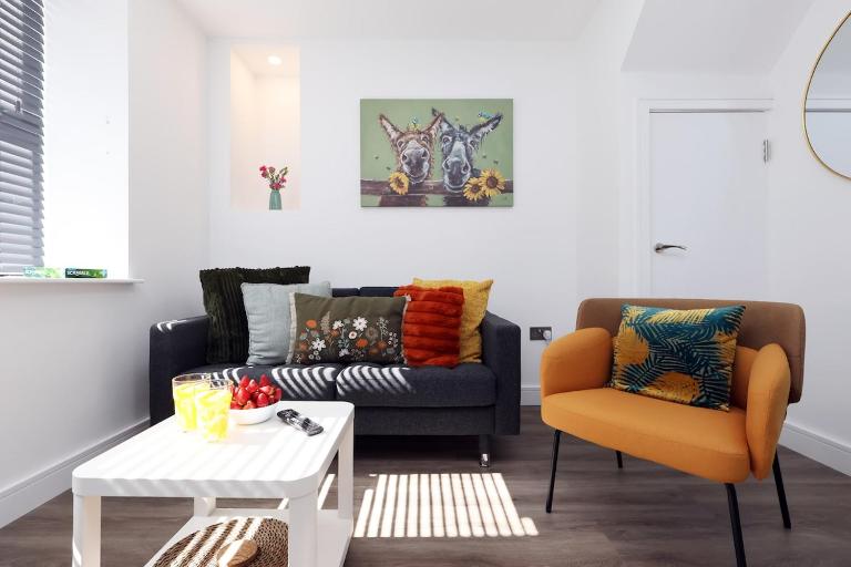Penarth Getaway - Modern 2-Bed Flat! - B&B Cardiff
