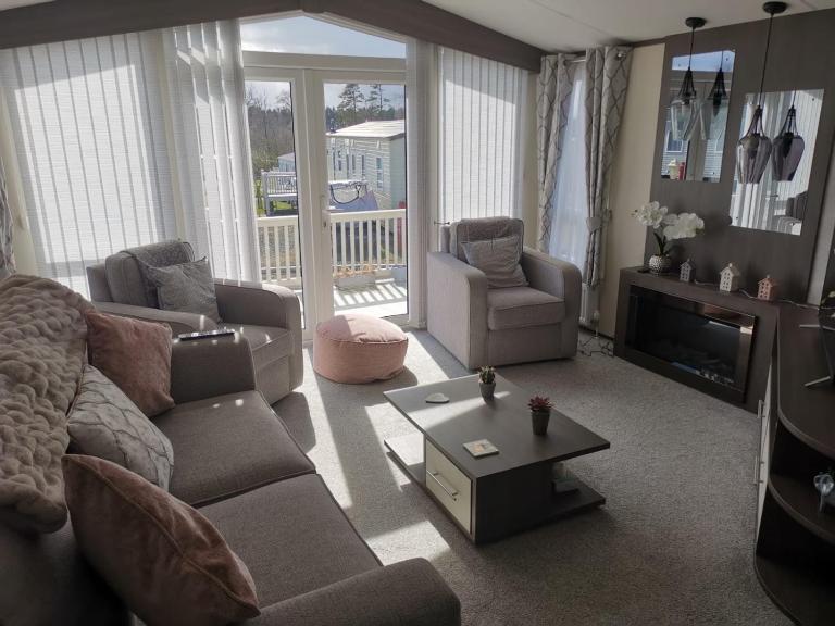 Lodge sleeps 4 2 beds 2 bathrooms - B&B Morpeth