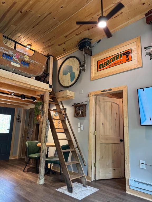 Rocky Top Cabin Higgins Lake - Ferienwohnung Roscommon