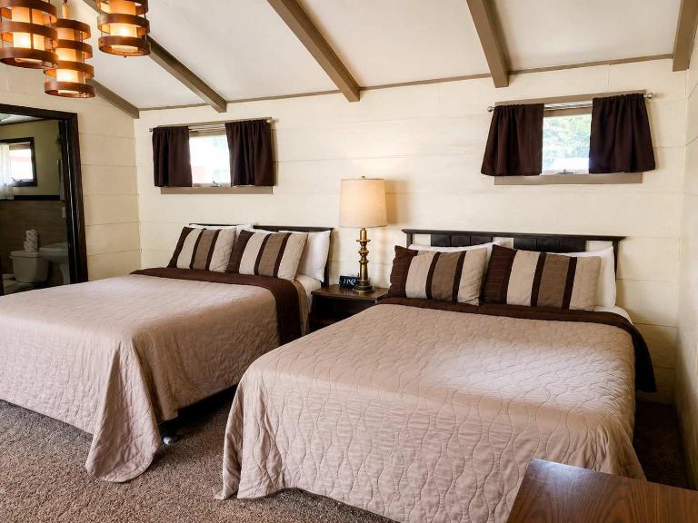 Room 14-2 Queen SuiteWoodland Motor Lodge - Ferienwohnung Grayling