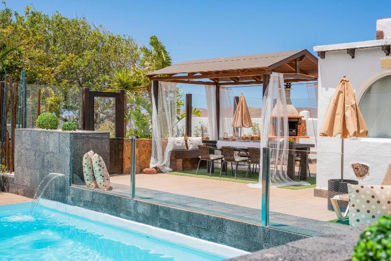 CHL Villa Abraham, piscina privada y relax - B&B Puerto del Rosario