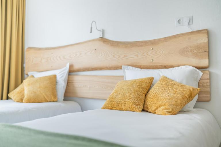 NEW Lake side stay, 6 pers, 2 bdrm, free parking - B&B Liepāja
