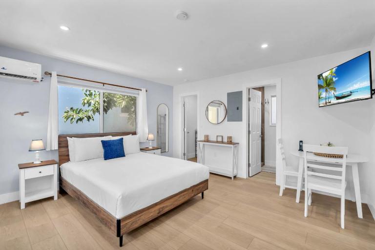 #4 - Trendy Coastal Studio Steps to Sand & Ocean - Ferienwohnung Hollywood