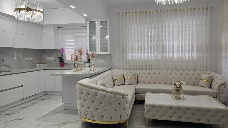 Karavos apartment - B&B Acharnes