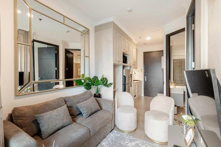 Skyline Apartment with Designer Room and Best View - Chambres d'hôtes Jakarta