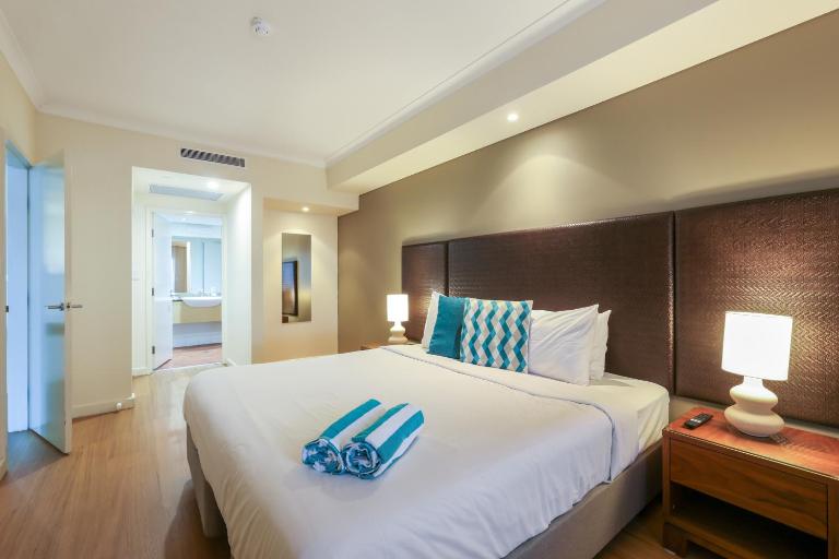 Resort Escape King Bed Pool Balcony - Chambres d'hôtes Darwin