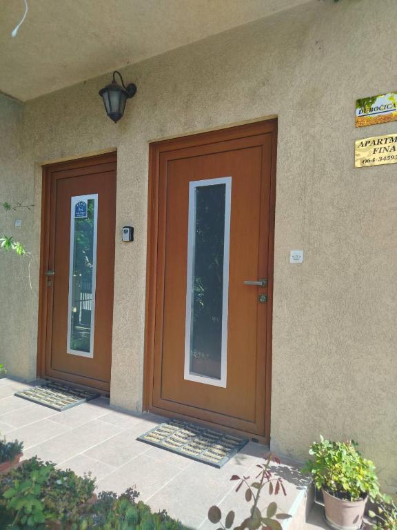 Fina Apartman - B&B Leskovac