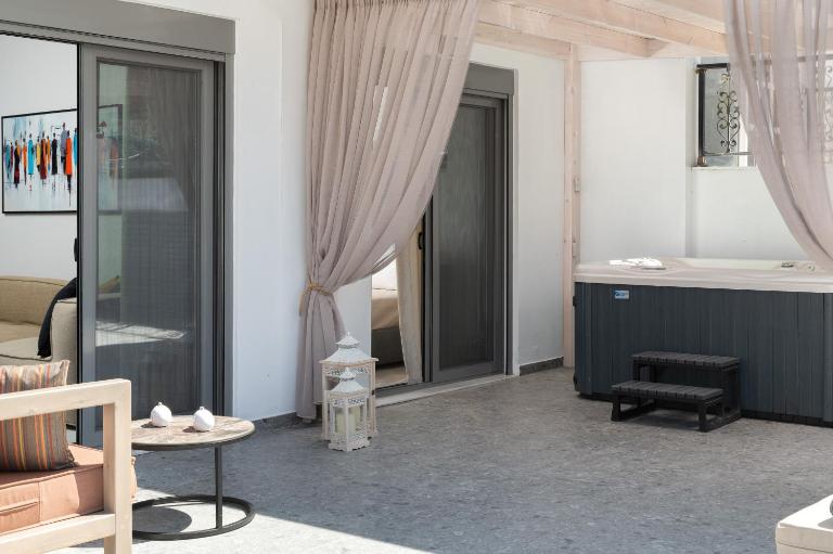 Elxis Luxury Apartment - B&B Rodi