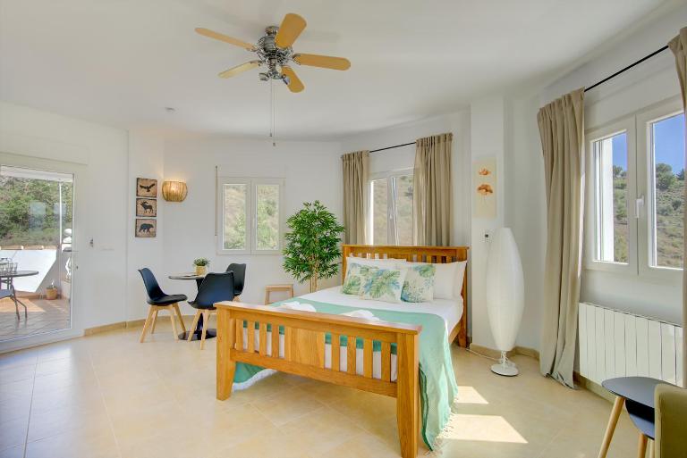 Casa Oliva - Elegant Suite With Panoramic Terrace - Ferienwohnung Cómpeta