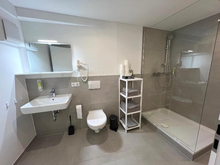 Ferienwohnung im Hotel Lauer - Bed and Breakfast Schonach