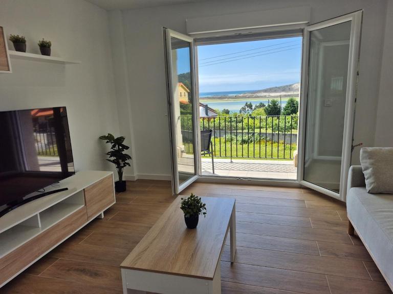Casa Soutiño vistas comodidad y tranquilidad - Ferienwohnung Neaño