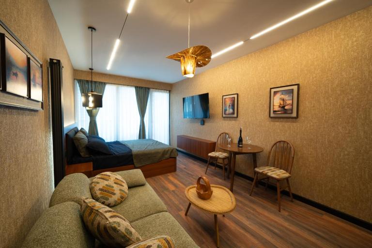 Deluxe Apartament - B&B Batum
