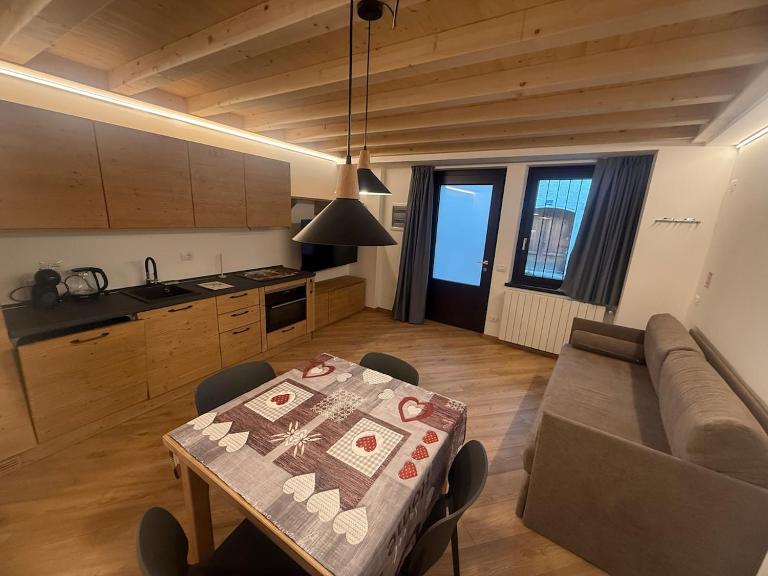 Fiocco di Neve 1 - Ferienwohnung Ponte di Legno