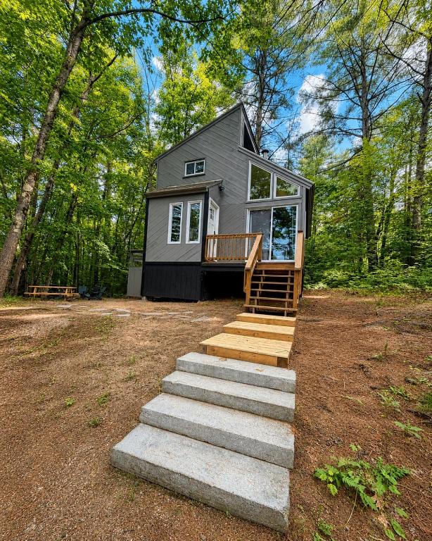Pet Friendly Home in White Mountains NH - Close to Trails, Slopes & Story Land - Ferienwohnung Albany
