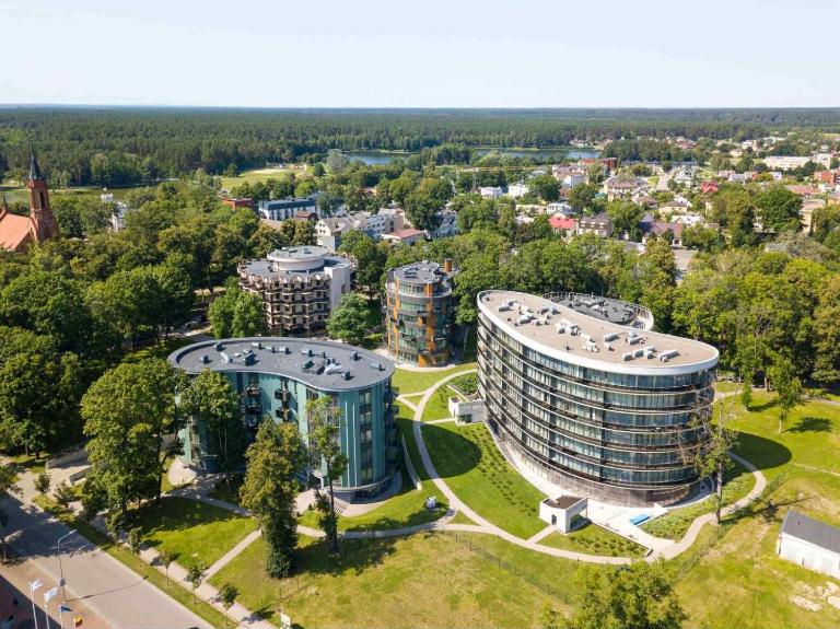 Wellness Stay - Penthouse Apartment - Ferienwohnung Druskininkai