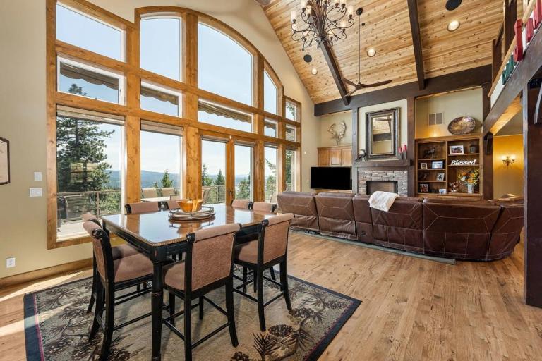 Skyview Perch - Chambres d'hôtes Coeur d'Alene