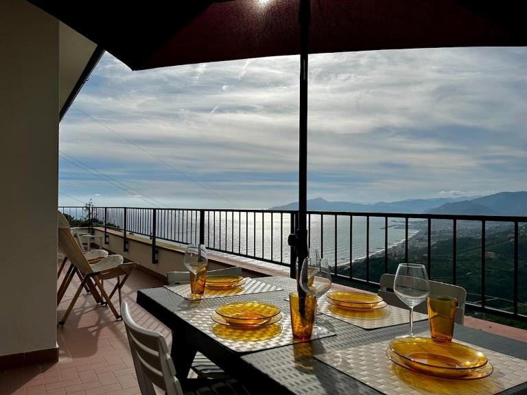 Villaggio Cledai, Panoramic View with Parking, AC - Ferienwohnung Cavi di Lavagna