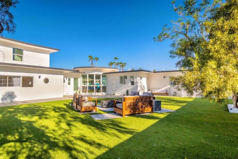Family Fun Villa Pool, Game Room - Chambres d'hôtes Palm Springs