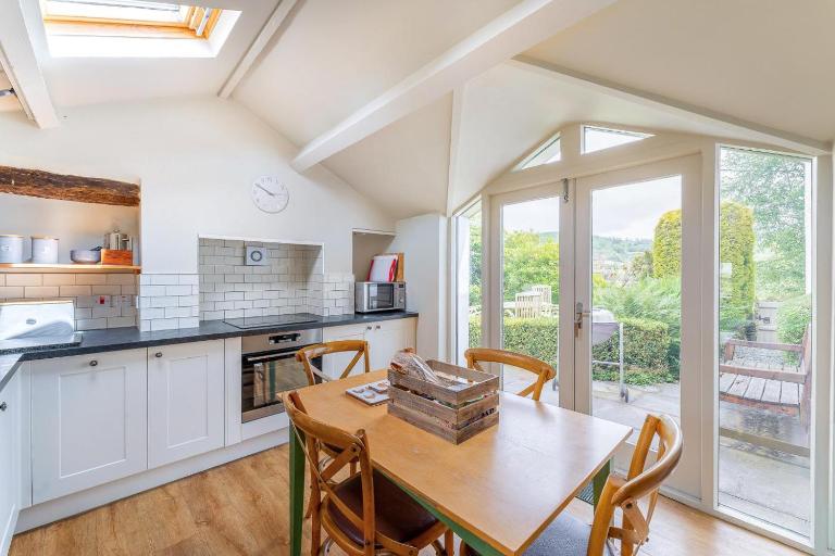 3 Bed in Ambleside oc-lr122 - Bed and Breakfast Hawkshead