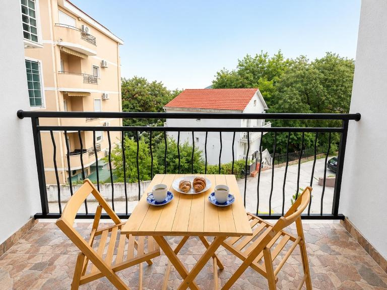 Family Apartment Free Parking Self Check-in - Ferienwohnung Budva