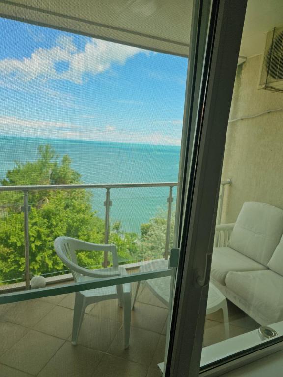 Silver Beach Studio 73B - B&B Byala