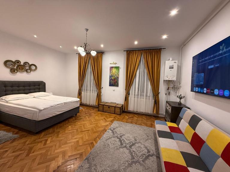 Insieme Studio - Small Square - B&B Sibiu