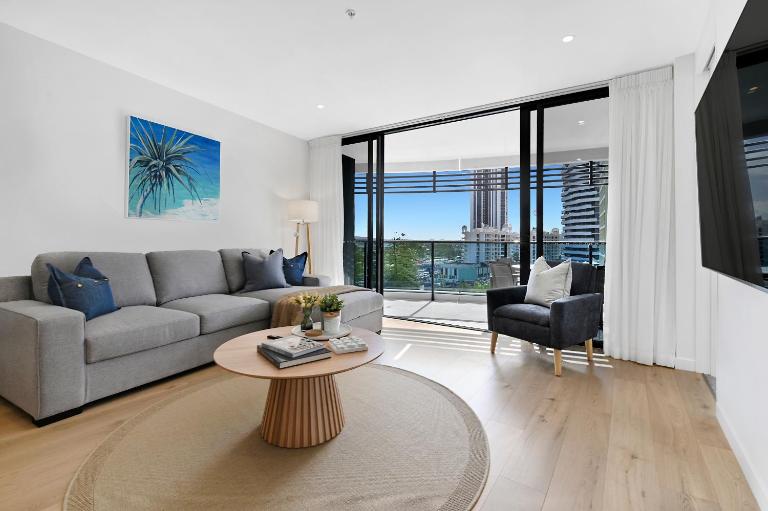 BEACH Holiday at Oracle - level 7 - B&B Gold Coast