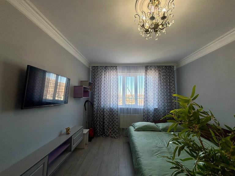Квартира с апельсинами - Bed and Breakfast Astana