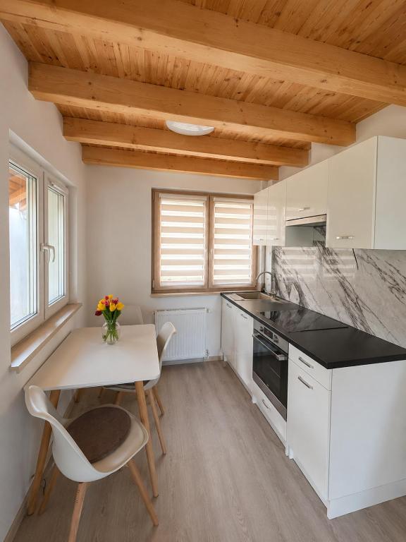 Pop Apartment Kerepes - B&B Kerepes