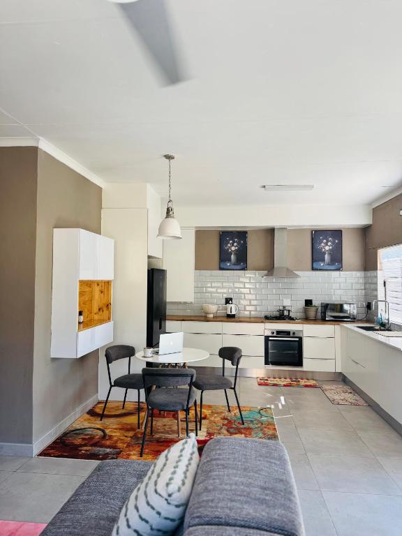 The Leafy Stay - B&B Rundu