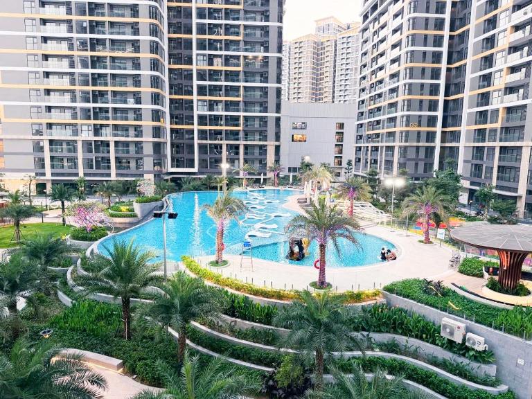 2BR 80m2 BE Vinwonder Homestay Vinhomes Grand Park - B&B Long Bình