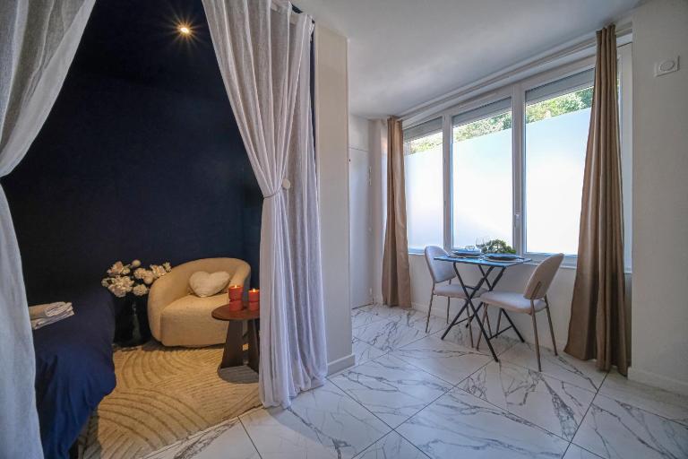 LA SECRET ROOM - suite de luxe avec jacuzzi - Chambres d'hôtes Livron-sur-Drôme