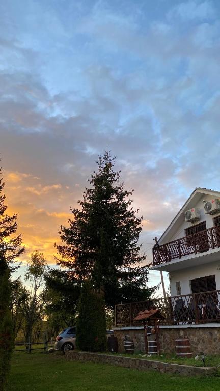 Vila Kaladjiski - B&B Berovo