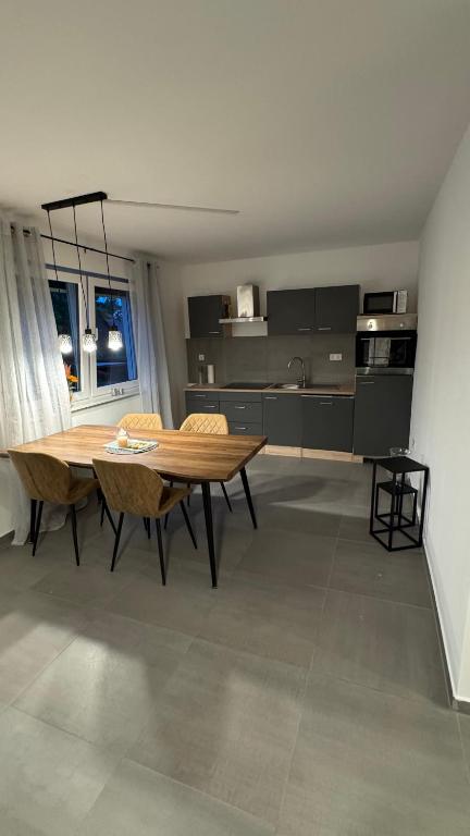 Ferienwohnung Emerson 2 - B&B Edemissen